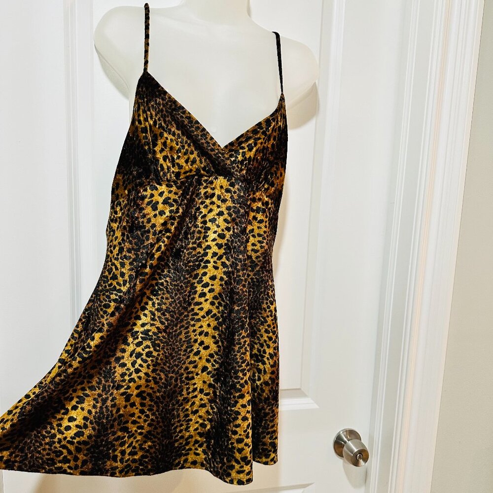 Victoria’s Secret Animal/Leopard Print Spaghetti Strap Velour Mini, Size M (NWOT